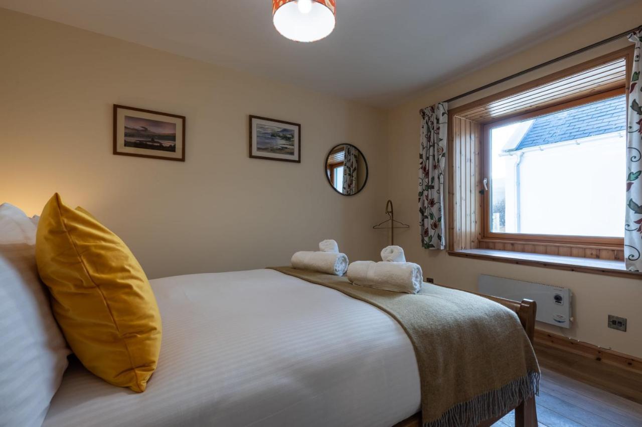 Shore Cottage Isle Of Skye Портри Екстериор снимка