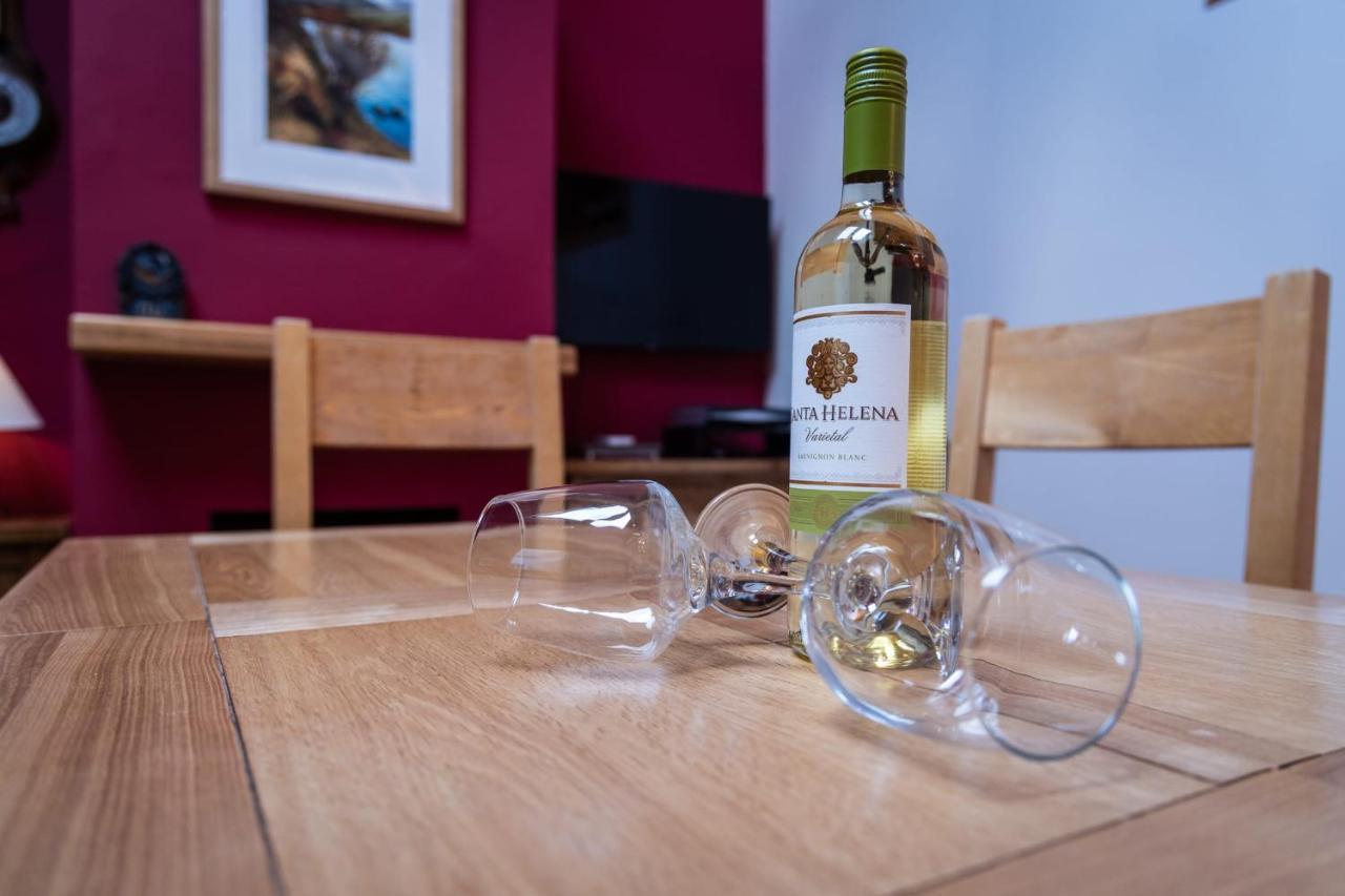 Shore Cottage Isle Of Skye Портри Екстериор снимка