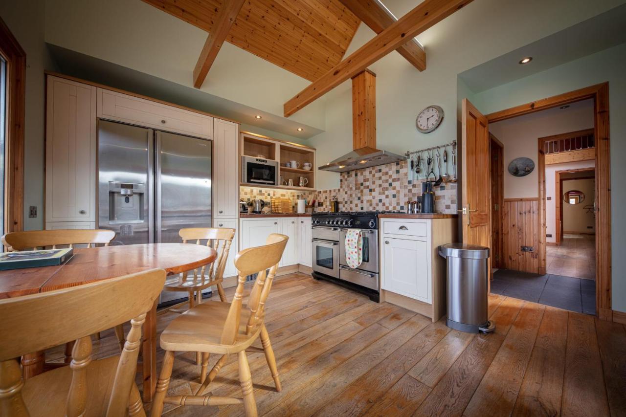 Shore Cottage Isle Of Skye Портри Екстериор снимка